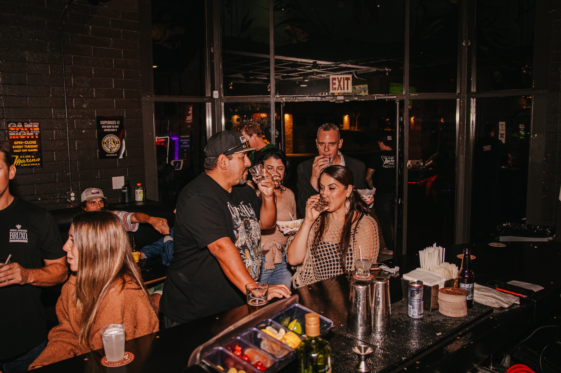 drink with friends